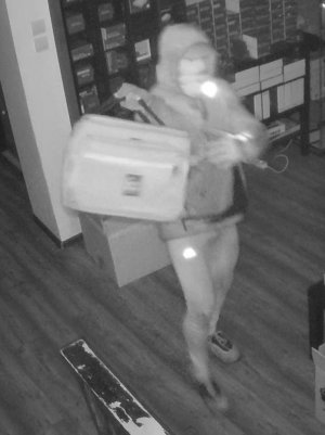 wizerunek poszukiwanego mężczyzny